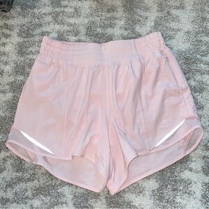 NWOT - Lululemon Hotty Hot High-Rise Lined Short 4"
Strawberry Milkshake
